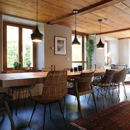 Chalet Sous Les Bois *